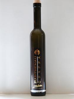 Grappa di Pinot Nero Barthenau, 0,5 l. Alc. 43%.